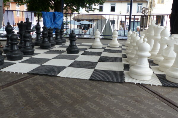 P1030388-scaled